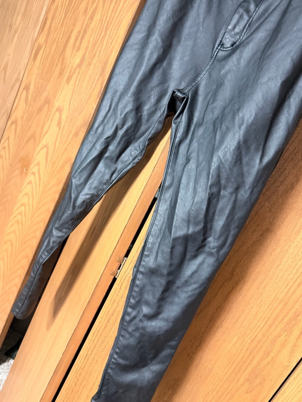 KanCan Black Faux Leather Skinny Pants - Picture 4 of 10